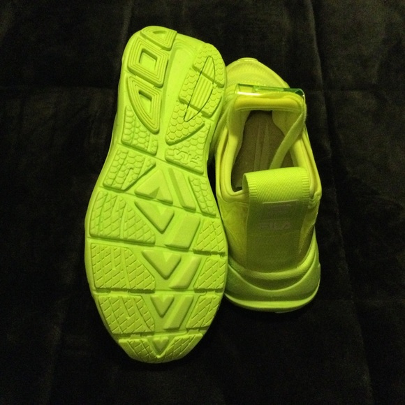 NIB Sneakers 👟 - Picture 3 of 6